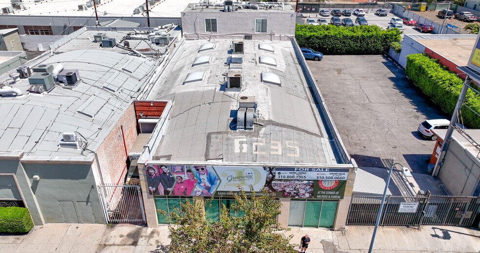 More Photos Of 6235 Santa Monica Blvd, Los Angeles Showroom For Lease