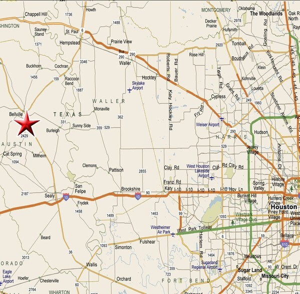 More Photos Of 1408 S Front St, Bellville Storefront For Lease