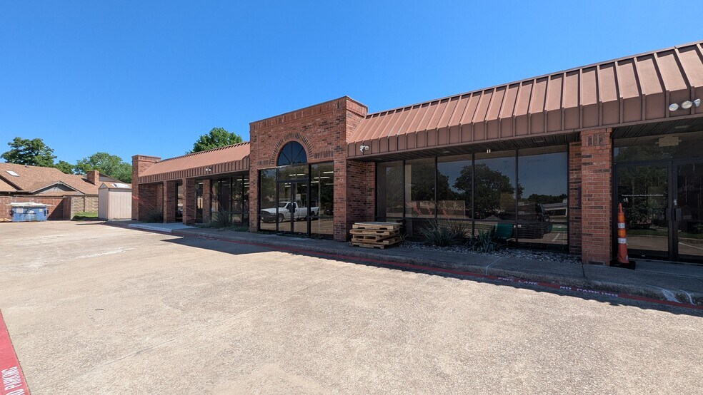 More Photos Of 315 Harwood Rd, Bedford Loft Creative Space For Lease