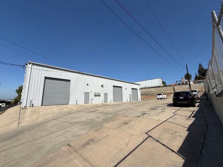 More Photos Of 9364 Jamacha Rd, Spring Valley Manufacturing For Lease