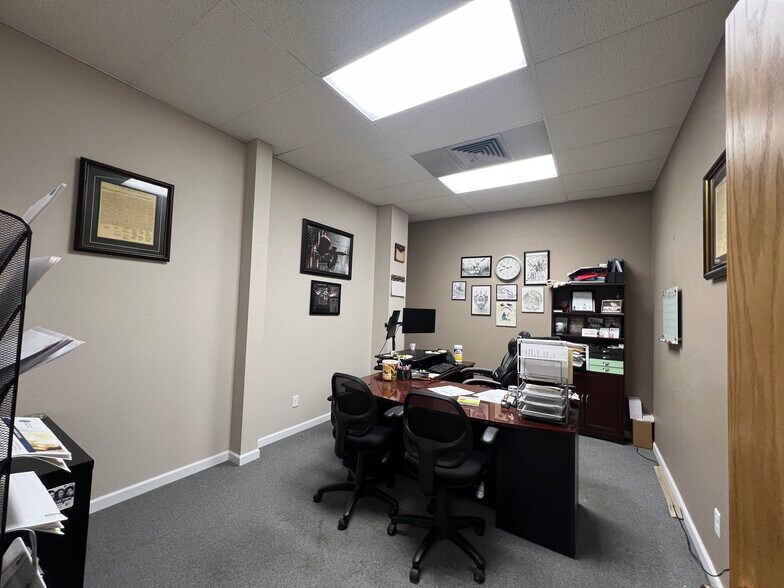 More Photos Of 402 E Main St, Riverton Storefront Retail Office For Sale