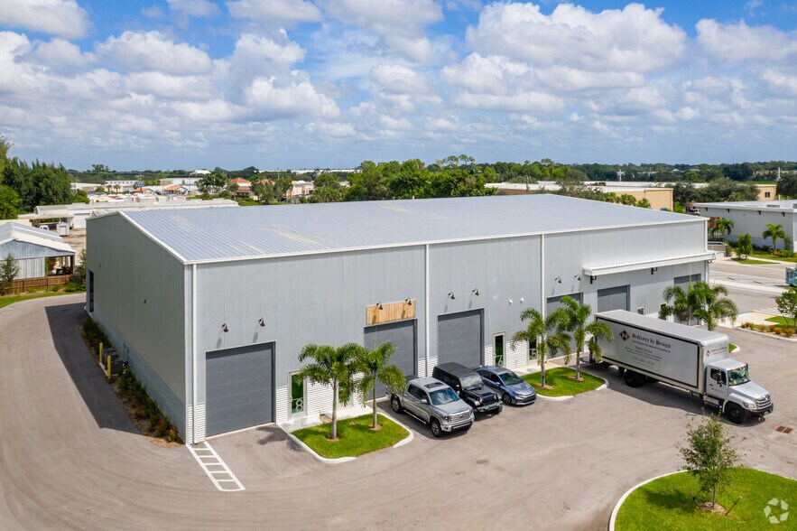 More Photos Of 28282 Industrial Rd, Bonita Springs Flex For Lease
