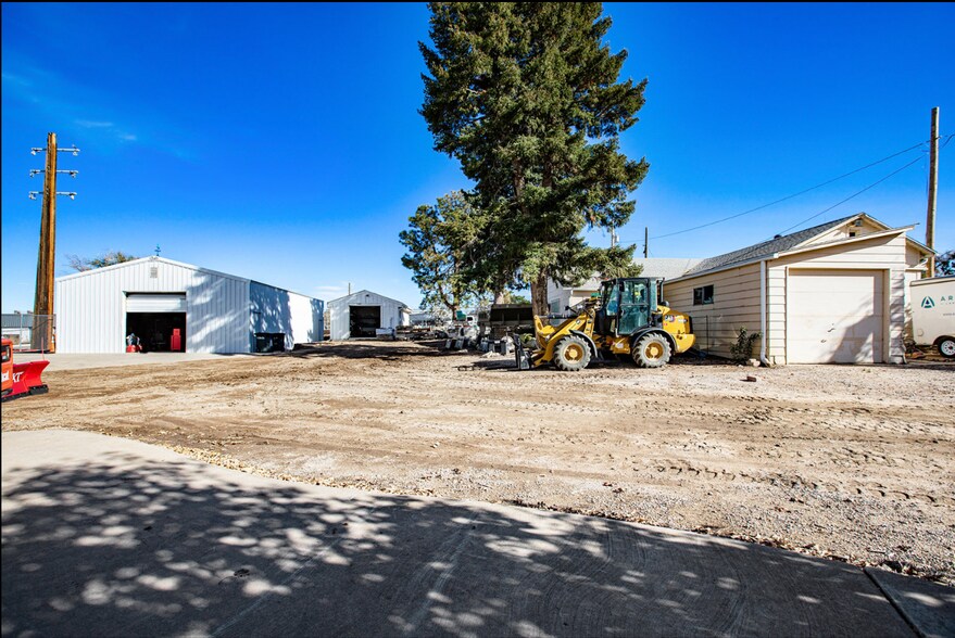 More Photos Of 13118 N Highland Cir, Littleton Warehouse For Lease