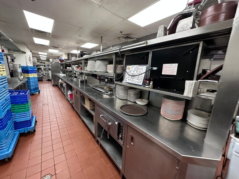 More Photos Of 2805 W Loop 340, Waco Restaurant For Sale