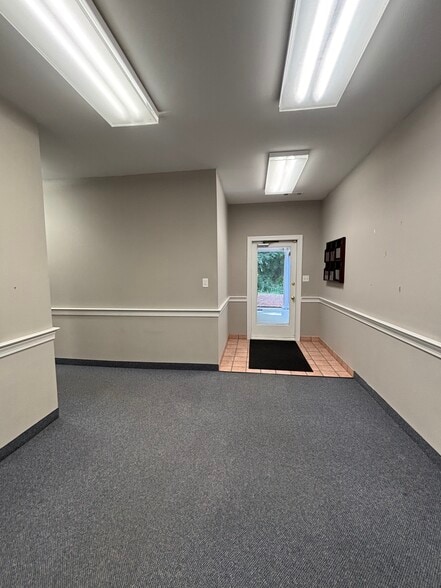 More Photos Of 3809 Forrestgate Dr, Winston-Salem Medical For Lease