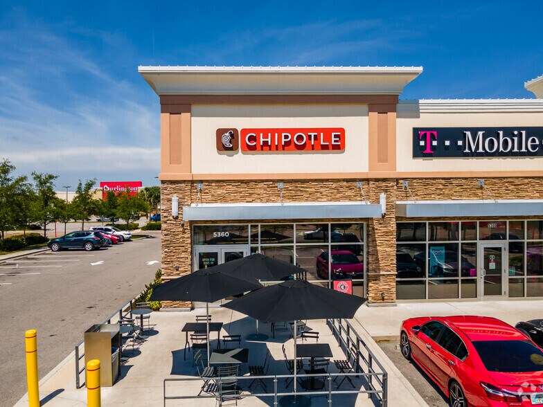 More Photos Of 5310-5360 E Bay Dr, Clearwater Freestanding For Lease