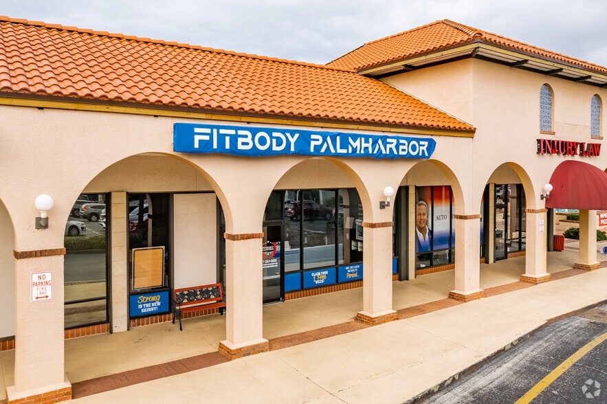 More Photos Of 34718-35084 US Highway 19 N, Palm Harbor Unknown For Lease