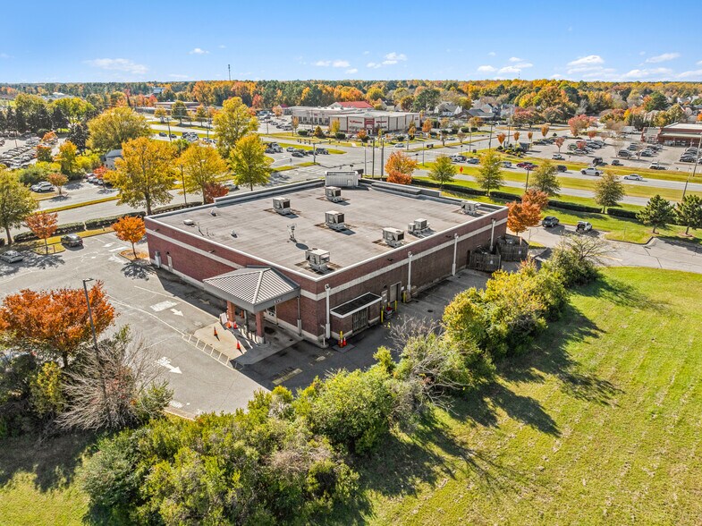 More Photos Of 2902 Godwin Blvd, Suffolk Drugstore For Sale