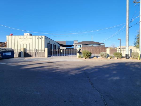 Primary Photo Of 2428 W LONE CACTUS Dr, Phoenix Warehouse For Lease