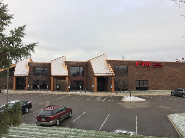More Photos Of 7585 Equitable Dr, Eden Prairie Distribution For Lease