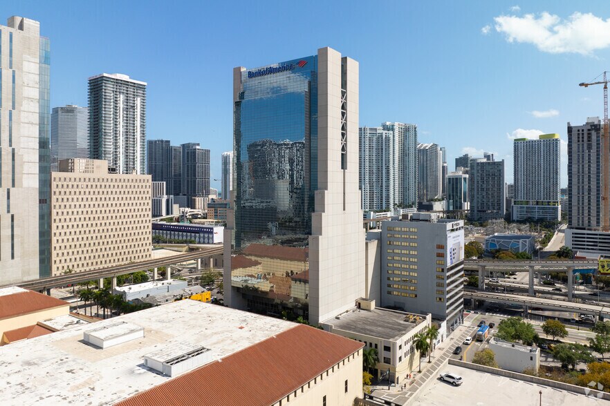 Primary Photo Of 150 W Flagler St, Miami Office For Lease