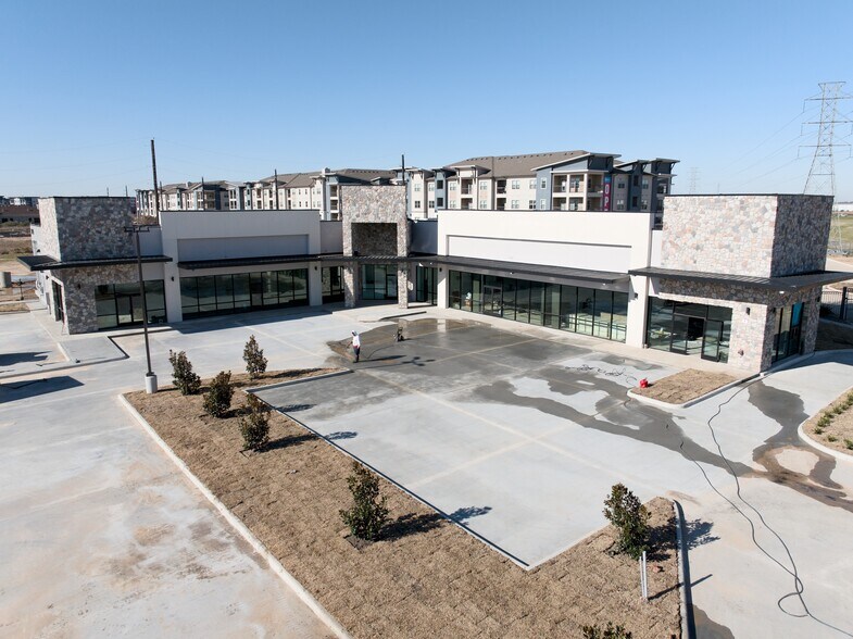 More Photos Of 3445 W Grand Pky N, Katy Storefront For Lease