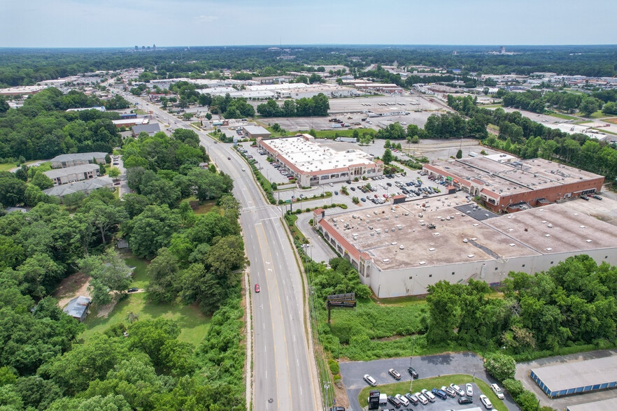 More Photos Of 4925 W Market St, Greensboro General Retail For Sale