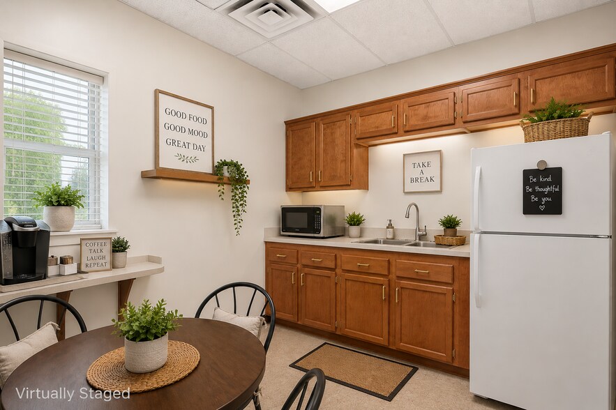 More Photos Of 1319 S John Redditt Dr, Lufkin Office For Sale