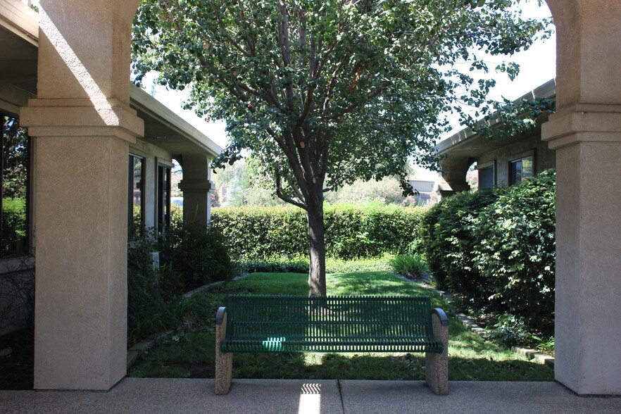 More Photos Of 437 Century Park Dr, Yuba City Office Residential For Lease