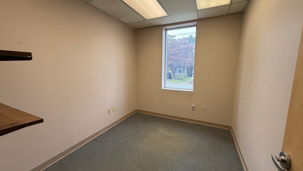More Photos Of 75 North St, Bloomsbury Office For Lease