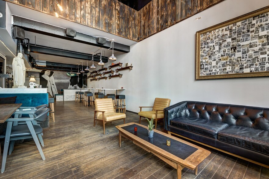 More Photos Of 32-50 Rue McGill, Montréal Apartments For Lease