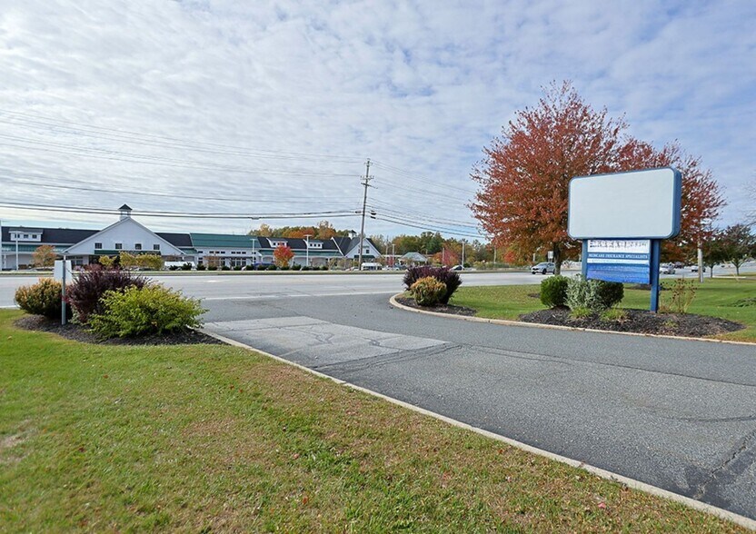 More Photos Of 633 Rt-211, Middletown Office For Sale