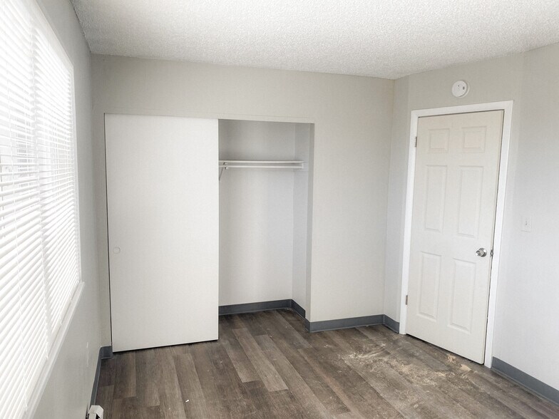 More Photos Of 730 Mather St, Brighton Apartments For Sale