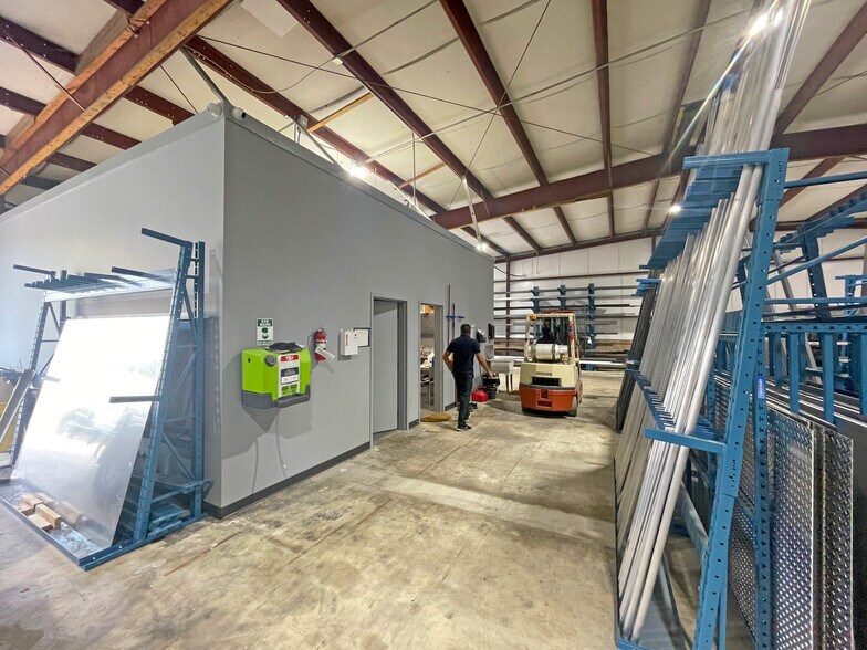 More Photos Of , Columbia Unknown For Sale