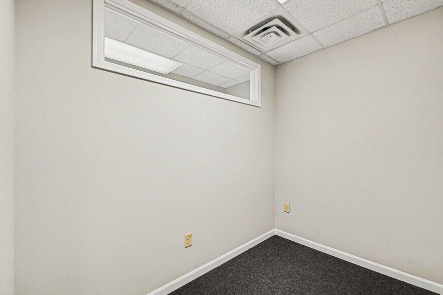 More Photos Of 6900 Houston Rd, Florence Office For Lease