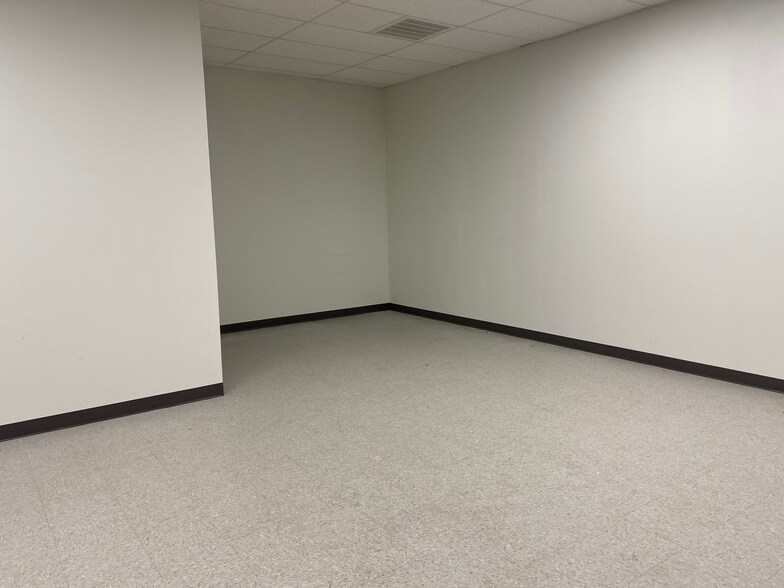 More Photos Of 19214 Clay Rd, Katy Unknown For Lease