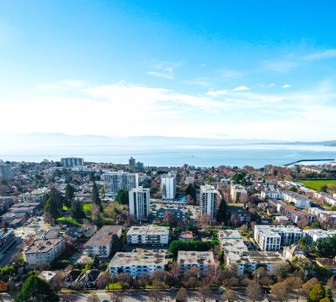 More Photos Of 410 Michigan St, Victoria Apartments For Sale