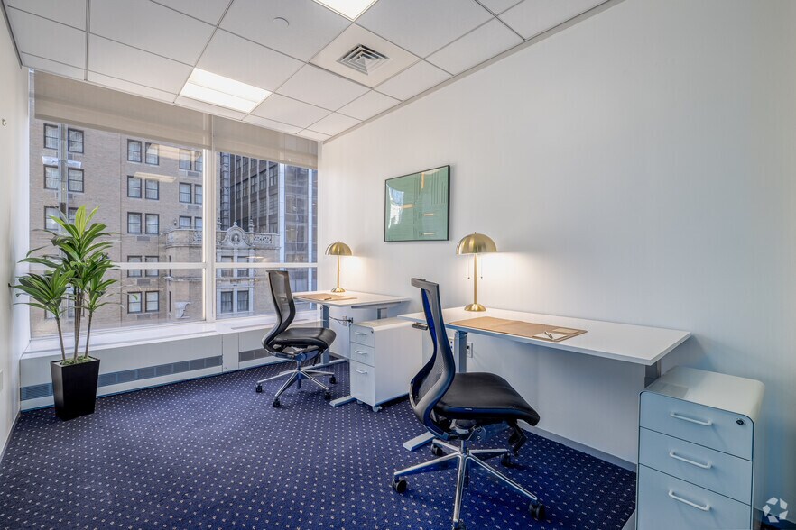 More Photos Of 1330 Avenue of the Americas, New York Coworking Space
