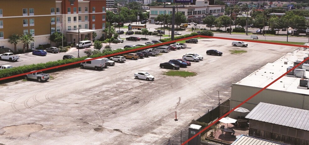 More Photos Of 8519 Broadway, San Antonio Land For Sale