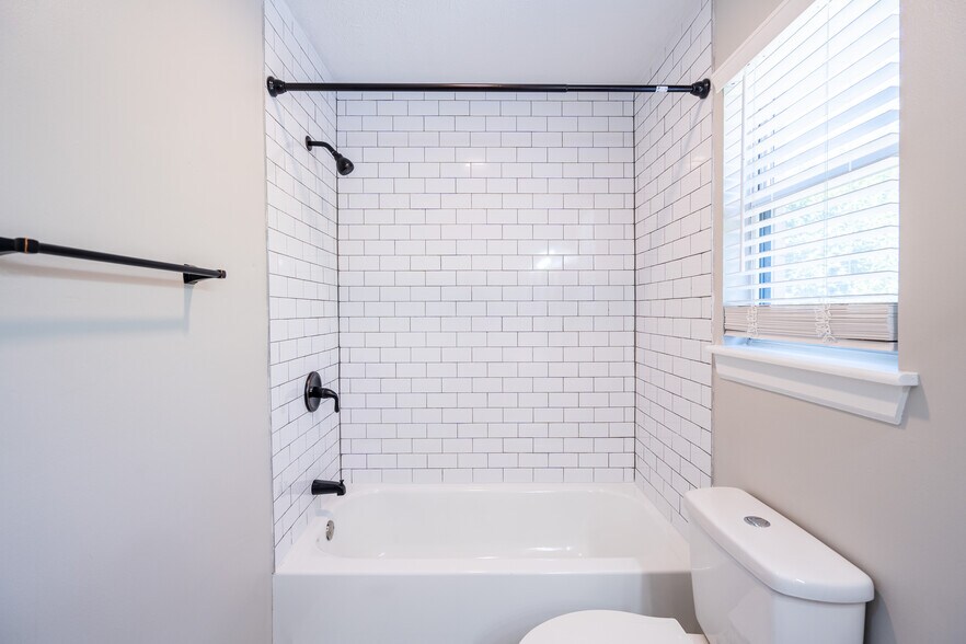 More Photos Of 1354 S Talbott St, Indianapolis Multifamily For Sale