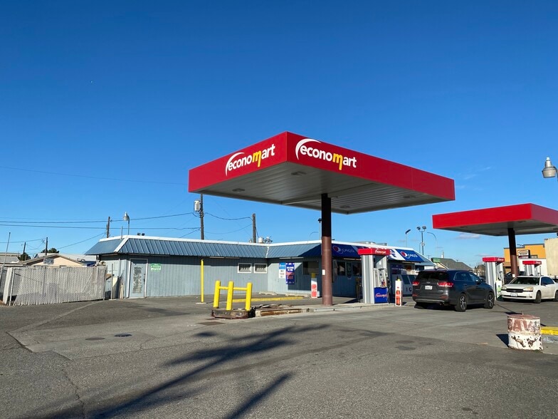 More Photos Of 1211 E Lewis St, Pasco Convenience Store For Sale