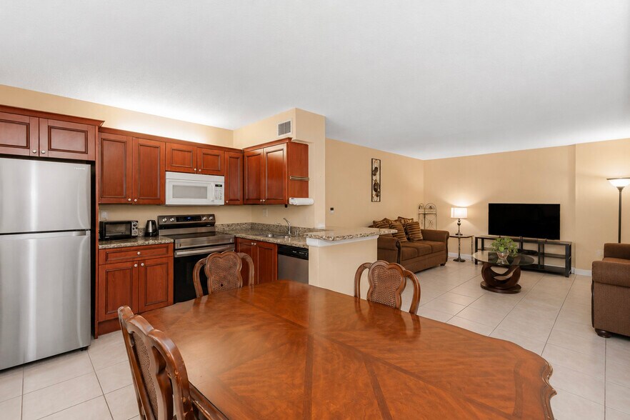 More Photos Of 4263 NW 115th Ave, Coral Springs Multifamily For Sale