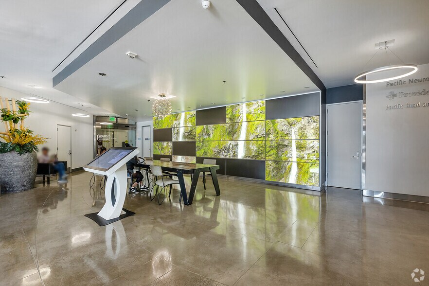 More Photos Of 11645 Wilshire Blvd, Los Angeles Medical For Lease