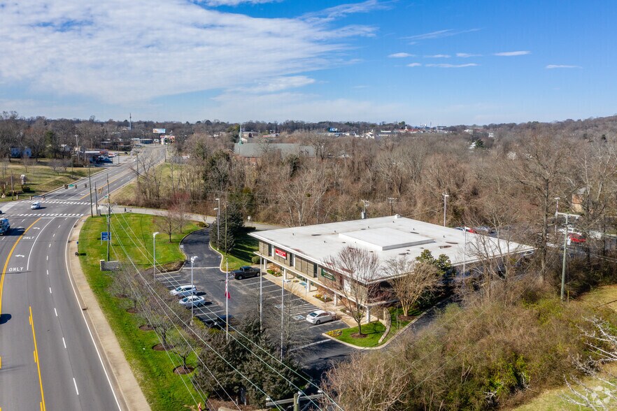 More Photos Of 2900 Lebanon Pike, Nashville Office For Lease