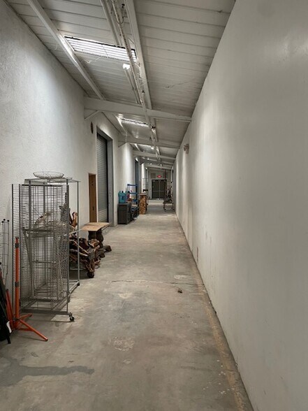 More Photos Of 1833 Glenwood St, Delano Specialty For Sale