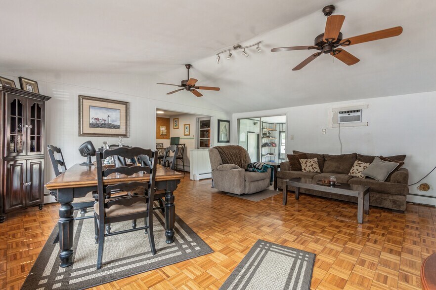 More Photos Of 2301 Rt-50, Mays Landing Restaurant For Sale