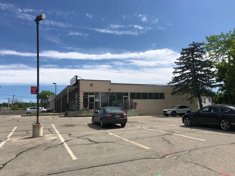 More Photos Of 315 Main St, Lewiston Storefront Retail Office For Lease