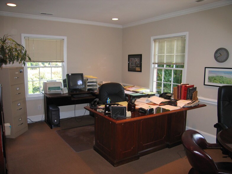 More Photos Of 216 N Mcdowell St, Charlotte Office For Sale