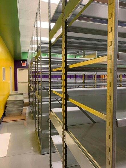 More Photos Of 201 Sunset Blvd E, Chambersburg Warehouse For Sale