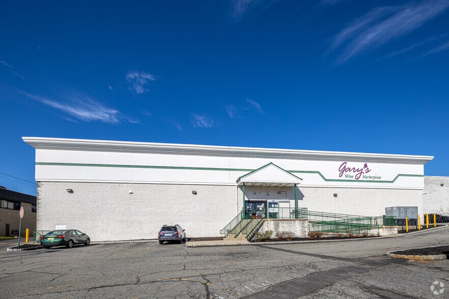 More Photos Of 1308 State Route 23, Wayne Freestanding For Lease