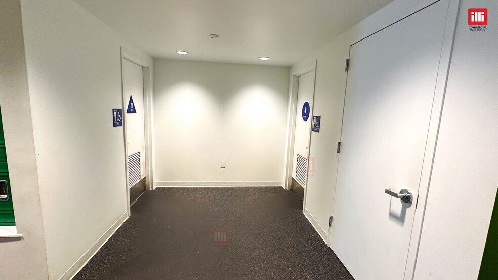 More Photos Of 7315 Lankershim Blvd, North Hollywood Light Manufacturing For Sale