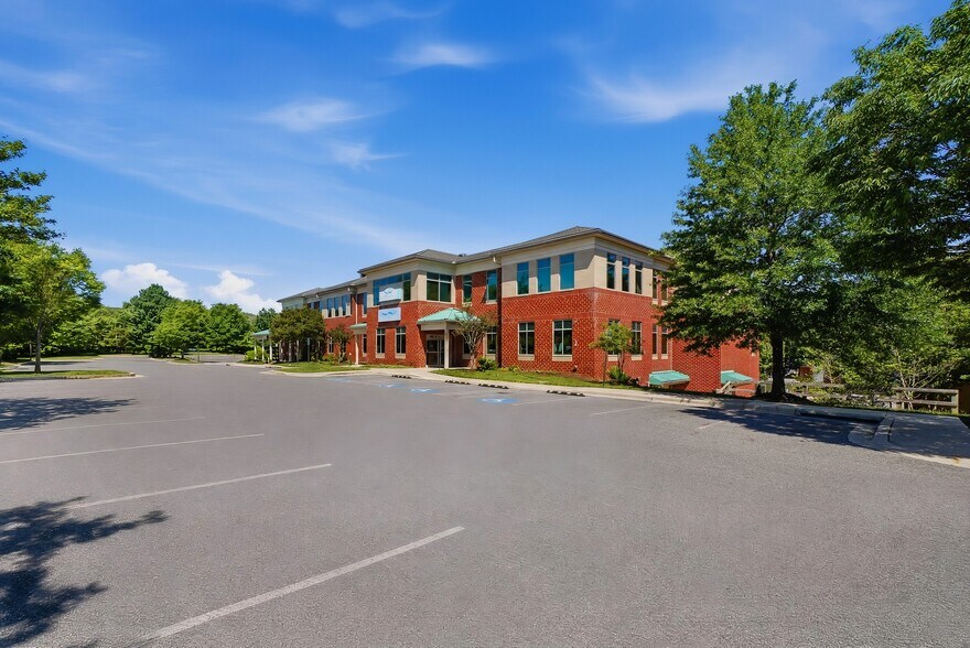 More Photos Of 820 Bestgate Rd, Annapolis Medical For Lease