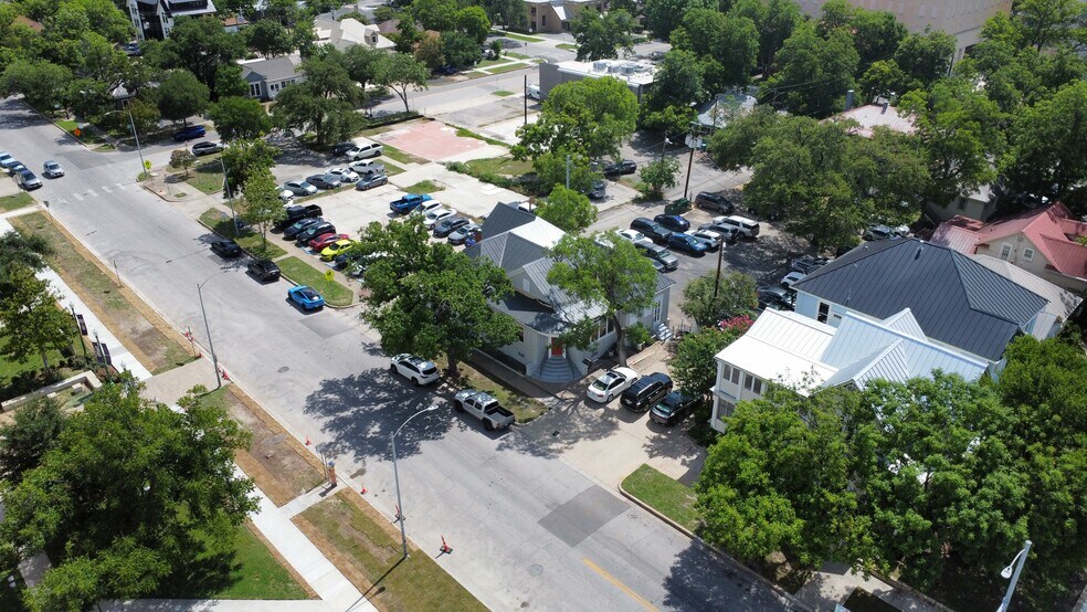 More Photos Of 1205 Rio Grande St, Austin Loft Creative Space For Lease