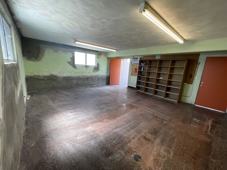 More Photos Of 558-562 California Ave, Wahiawa Storefront Retail Office For Lease