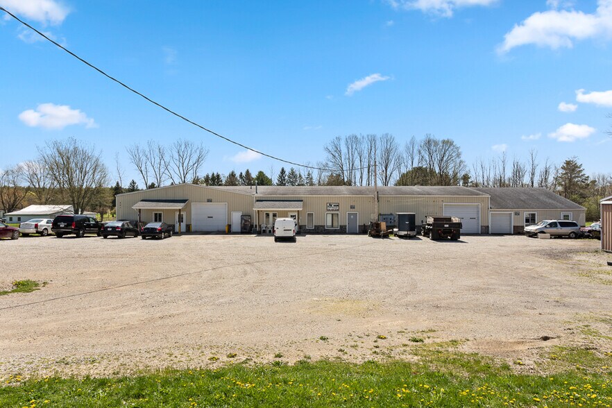 More Photos Of 201 Reed St, Spencer Light Manufacturing For Sale