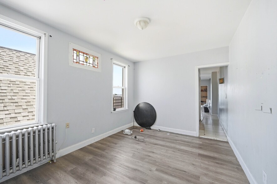 More Photos Of 4 Convent Ave, Yonkers Apartments For Sale