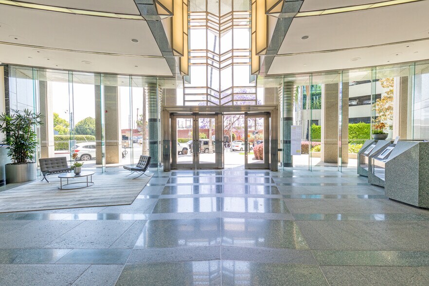 More Photos Of 11400 W Olympic Blvd, Los Angeles Office For Sale