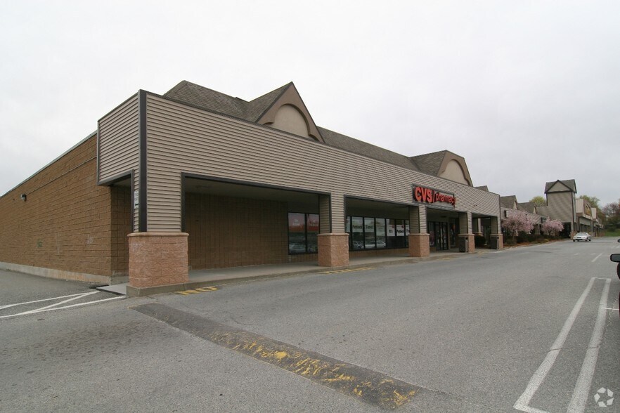 More Photos Of 4-30 Milliston Rd, Millis-Clicquot Unknown For Lease