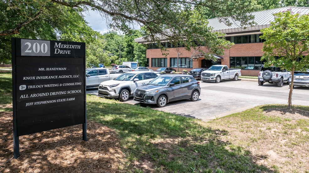 More Photos Of 100 Meredith Dr, Durham Unknown For Lease