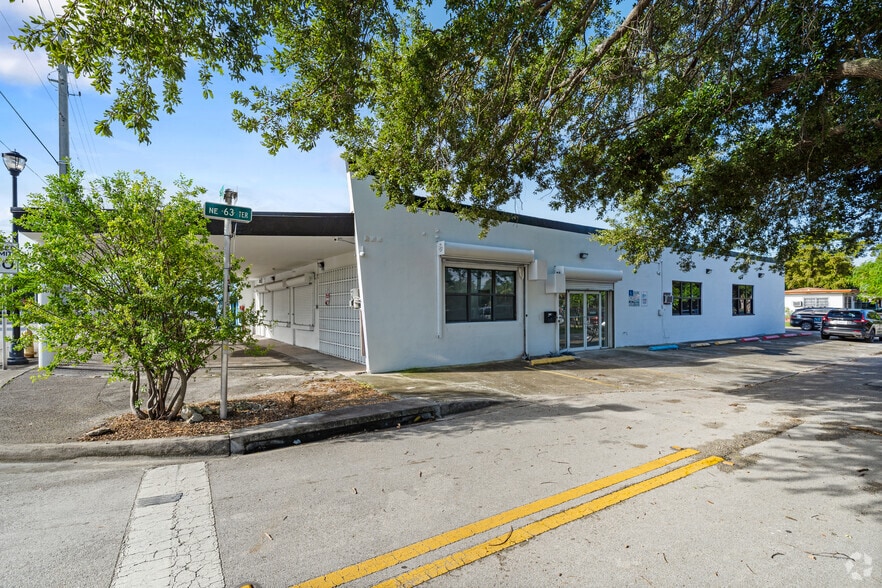 More Photos Of 6310 NE 2nd Ave, Miami Storefront Retail Office For Lease